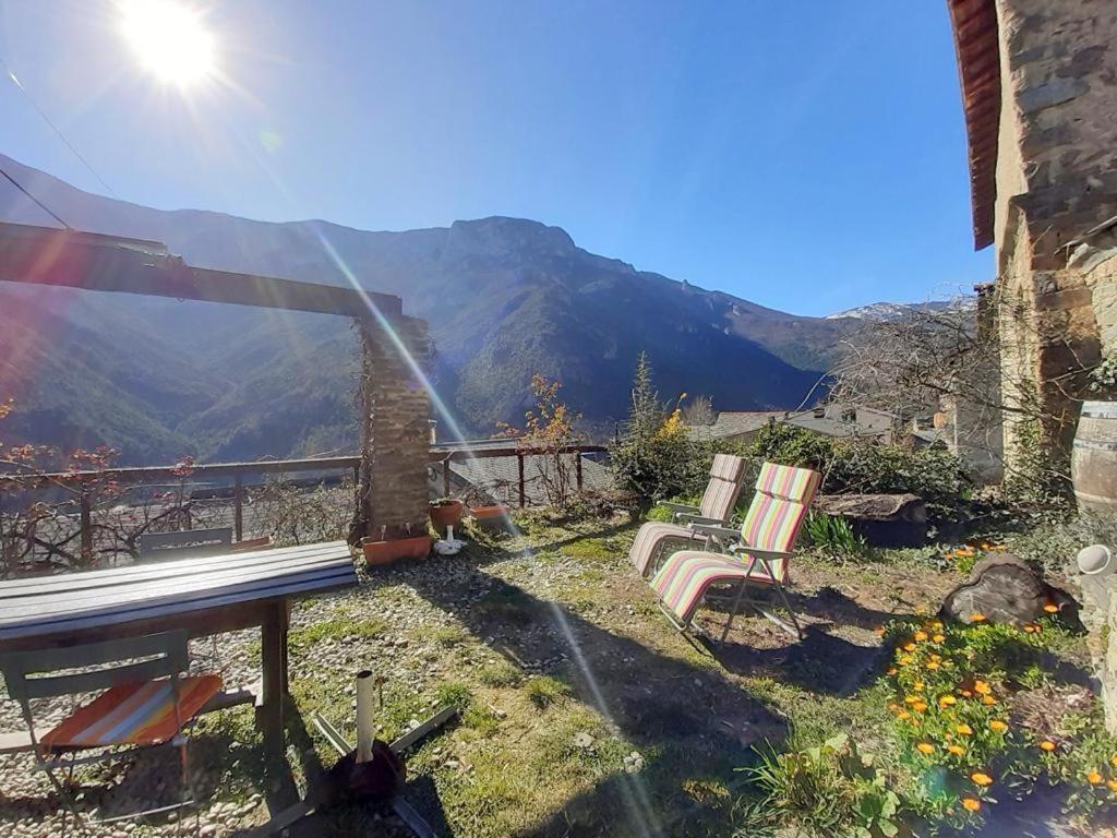 Gite Paisible Au Coeur Des Montagnes A Nohedes Экстерьер фото