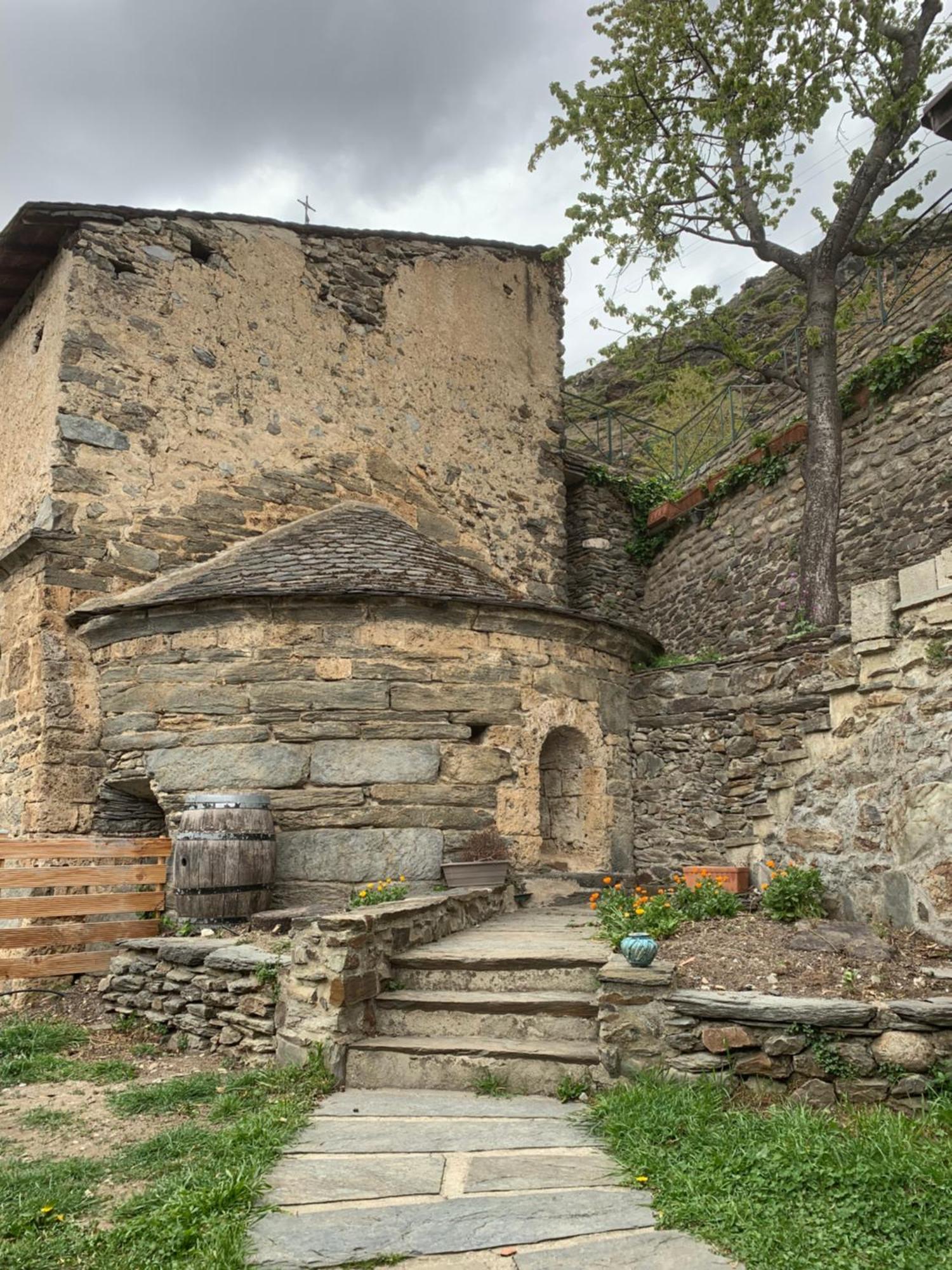 Gite Paisible Au Coeur Des Montagnes A Nohedes Экстерьер фото